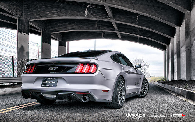 2015 Ford Mustang photo
