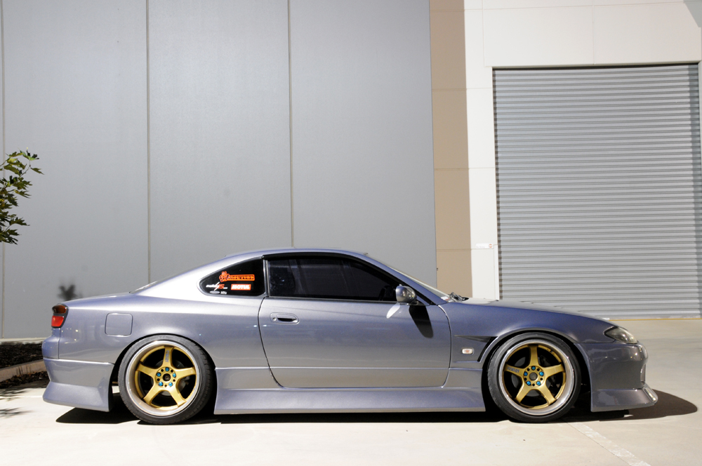2000 Nissan S15 photo