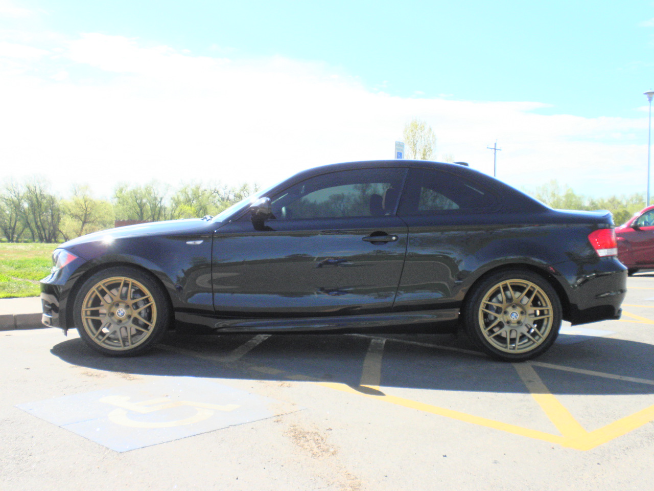 2010 BMW  135 photo