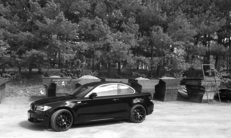 2010 BMW 128 photo