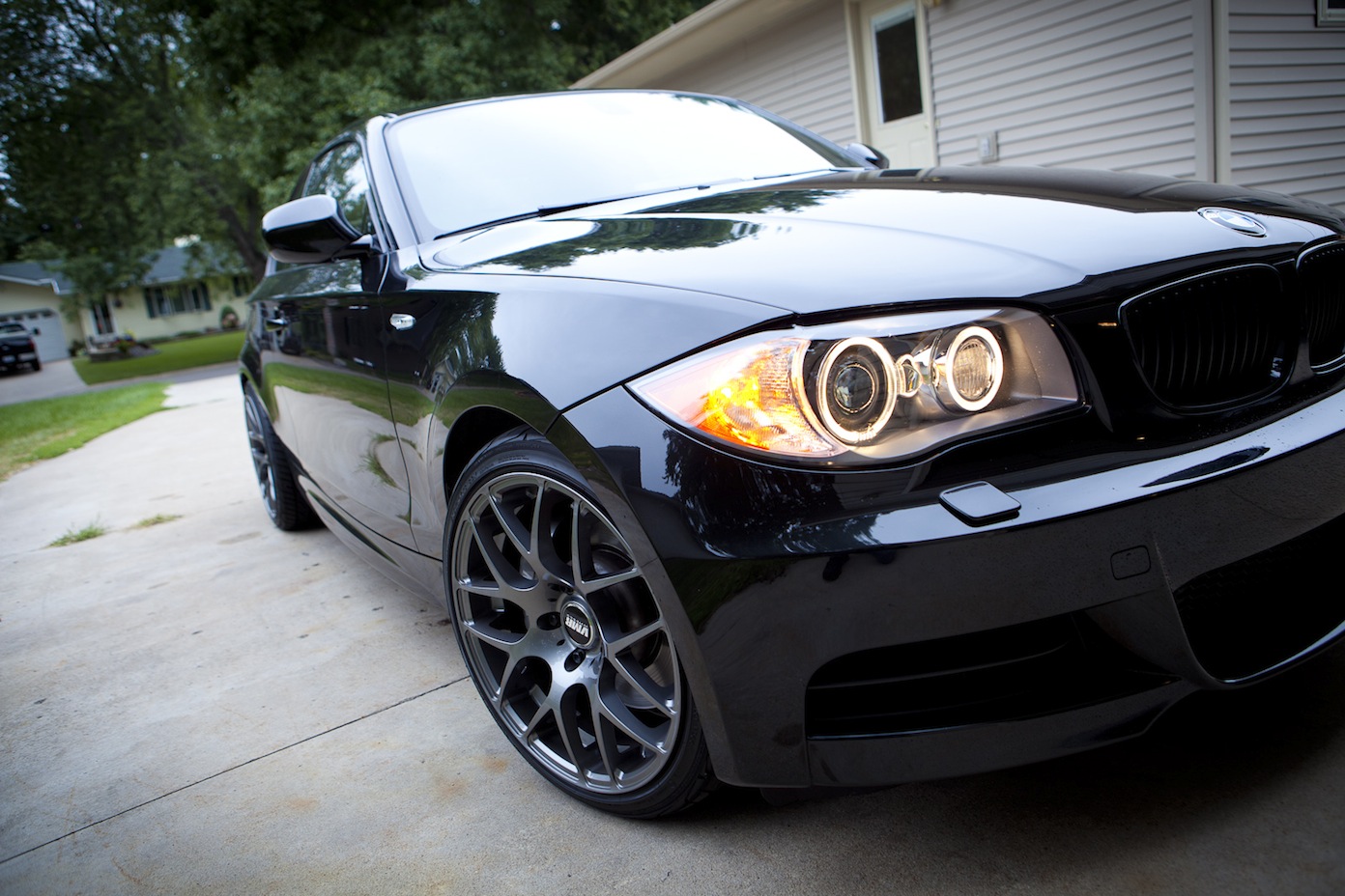2011 BMW  135 photo