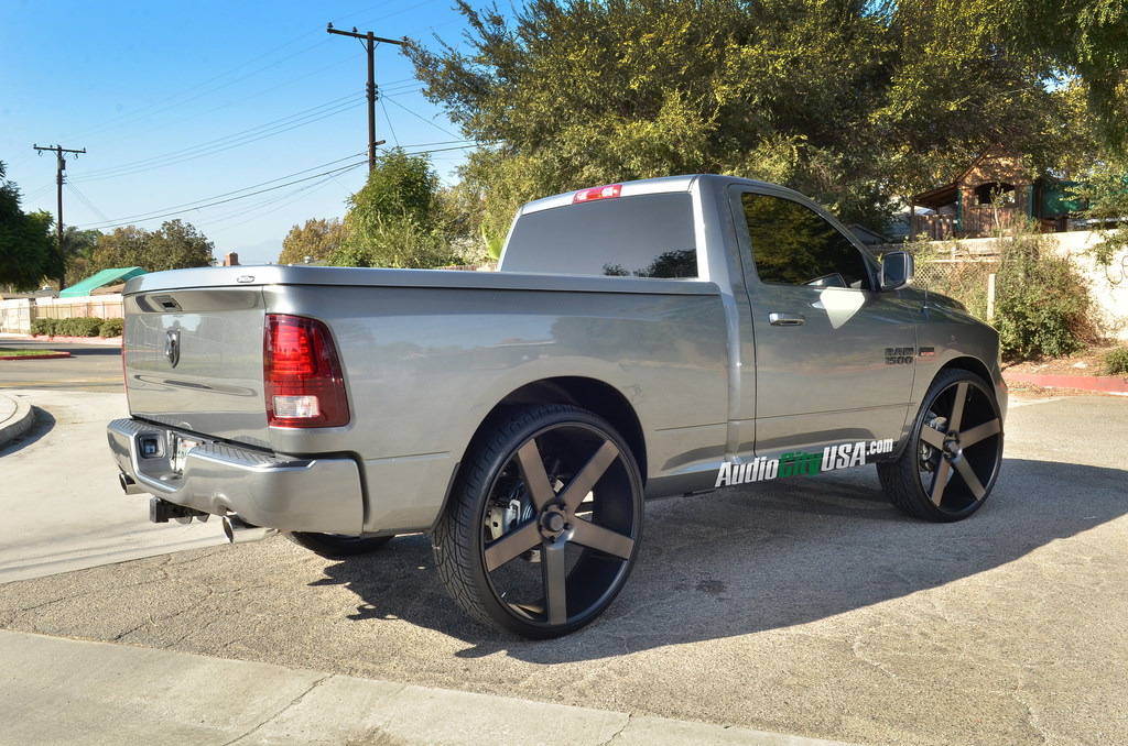 2014 RAM 1500 photo