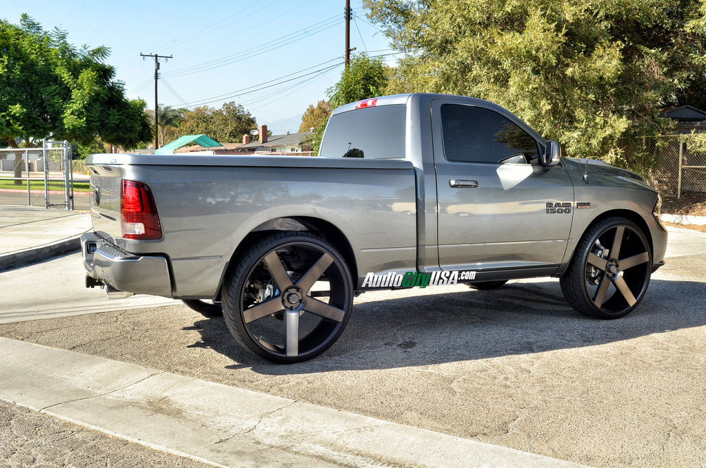 2014 RAM 1500 photo
