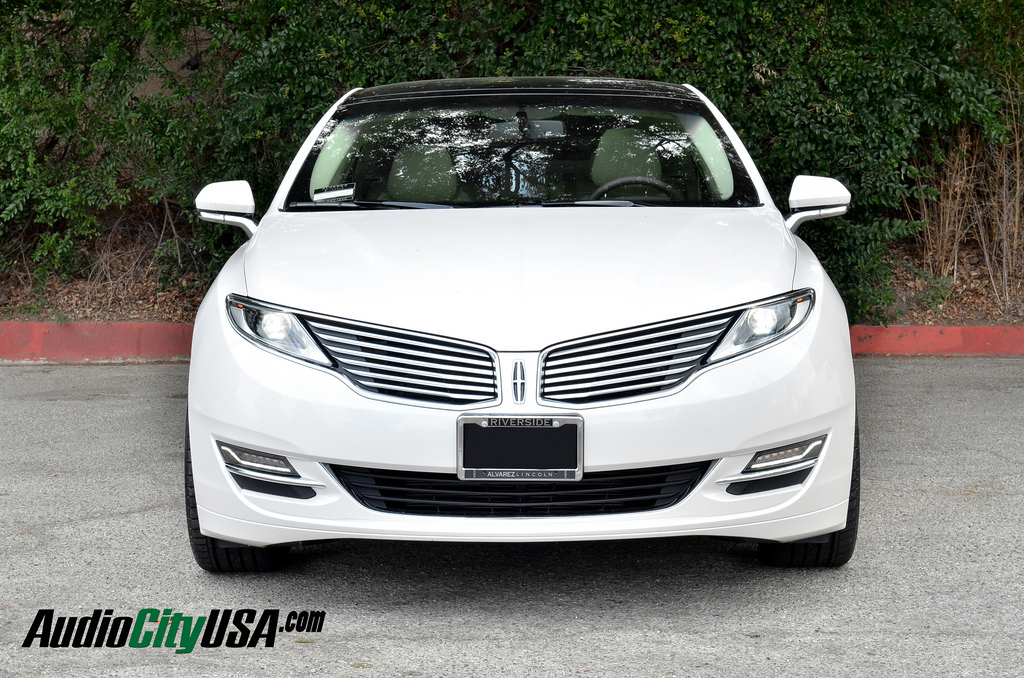 2014 Lincoln MKZ photo