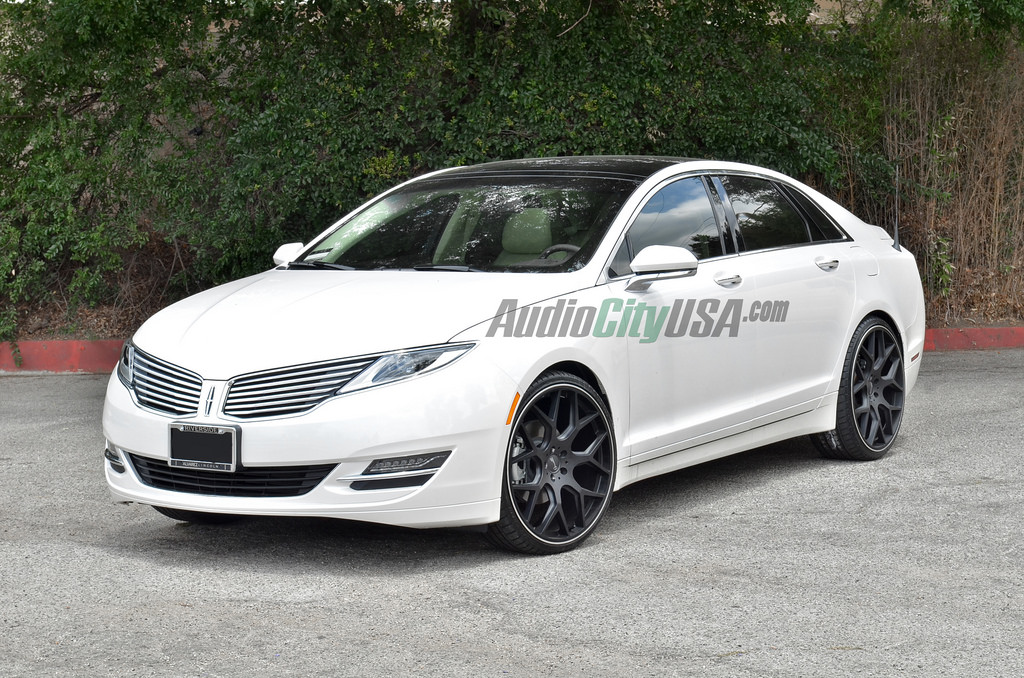 2014 Lincoln MKZ photo