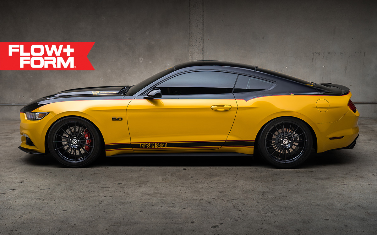 2015 Ford Mustang photo