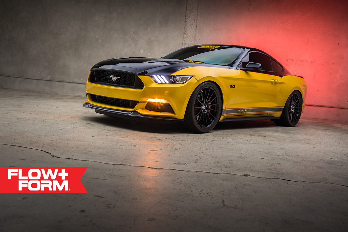 2015 Ford Mustang photo