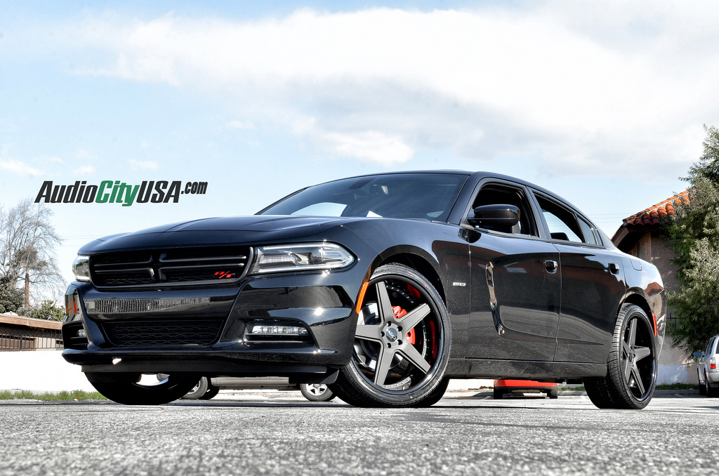 2015 Dodge Charger photo
