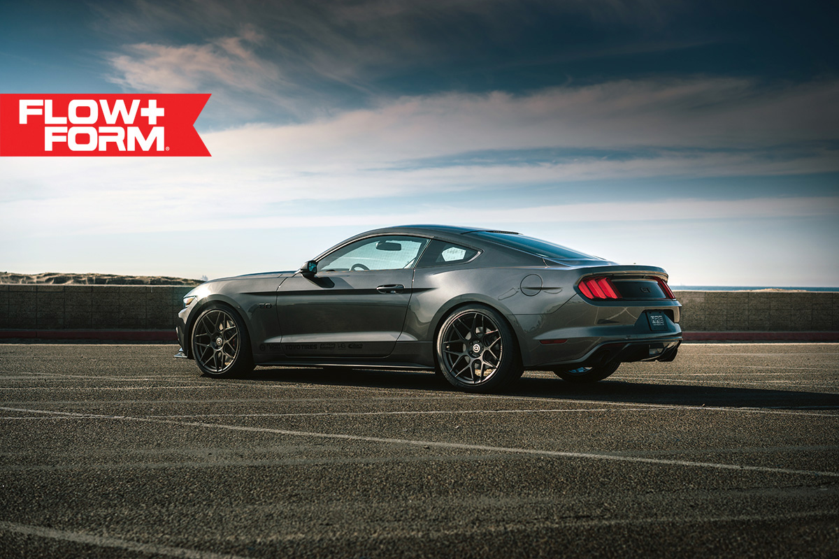 2015 Ford Mustang photo