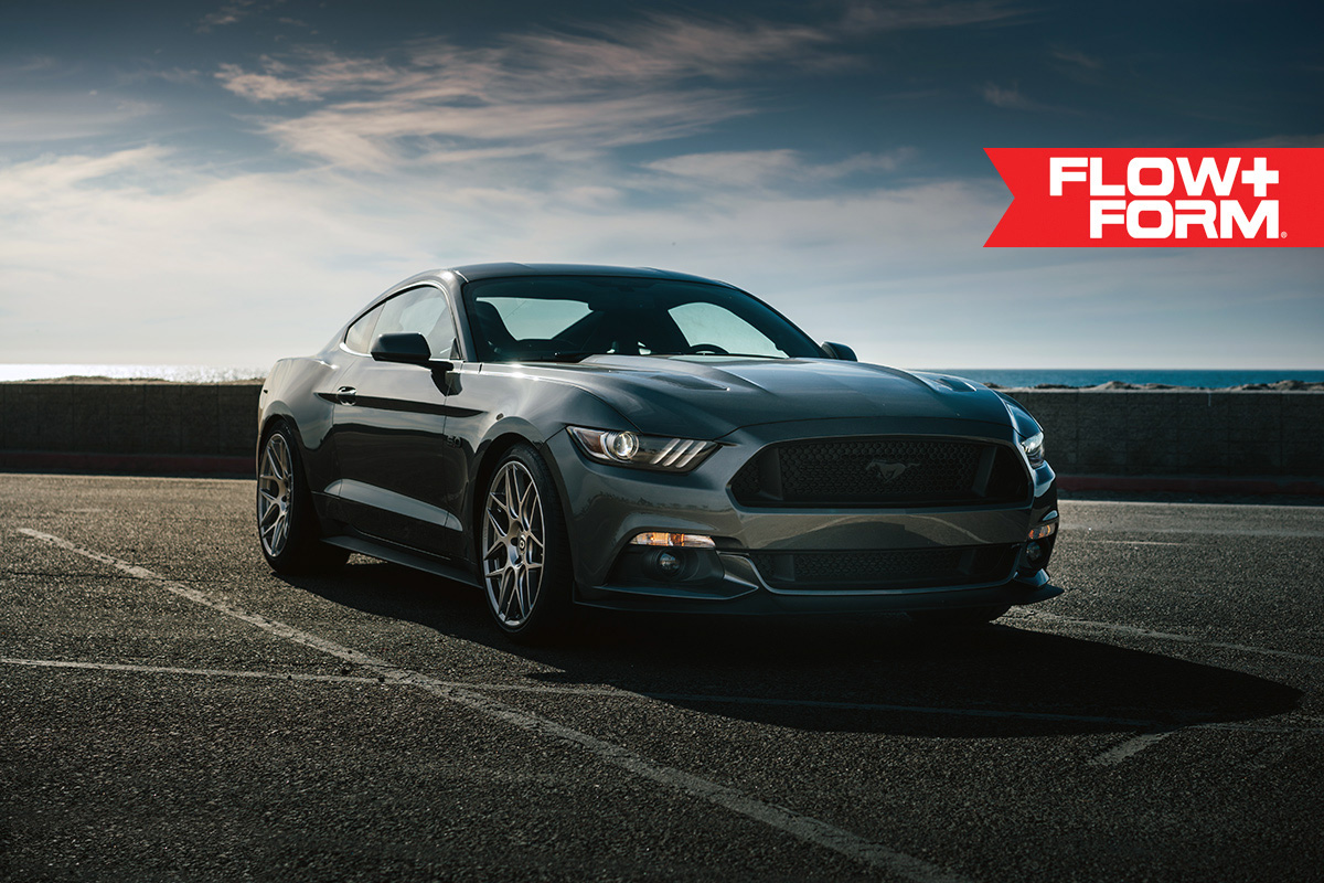 2015 Ford Mustang photo