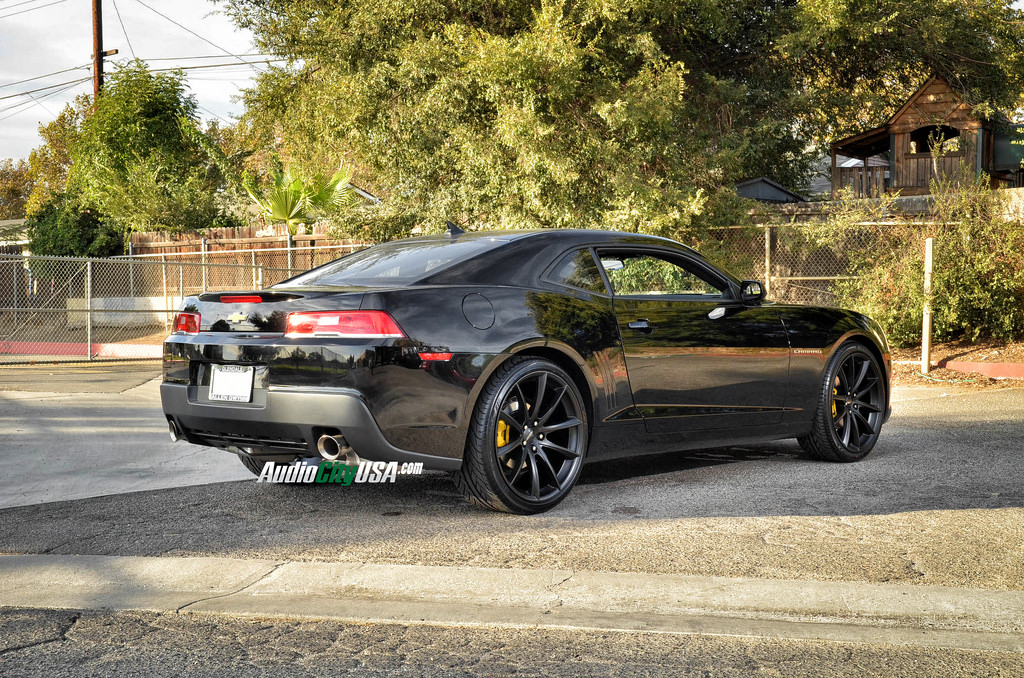 2014 Chevrolet Camaro photo