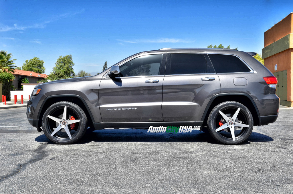 2014 Jeep Grand Cherokee photo