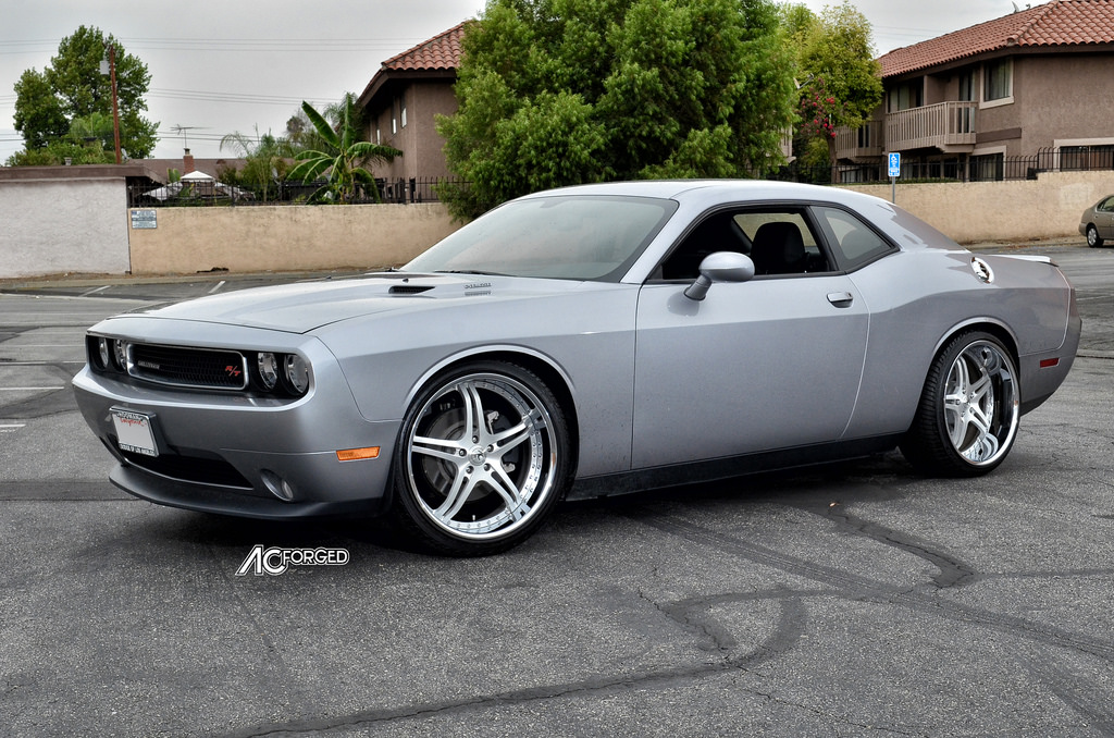 2012 Dodge Challenger photo