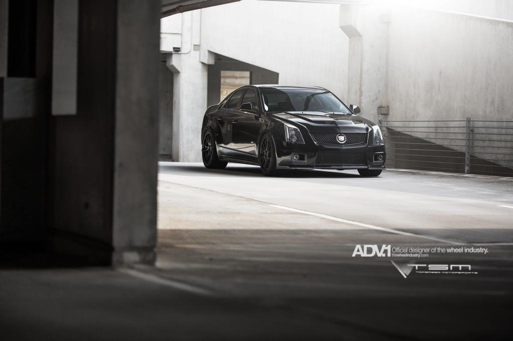 2014 Cadillac CTS-V photo
