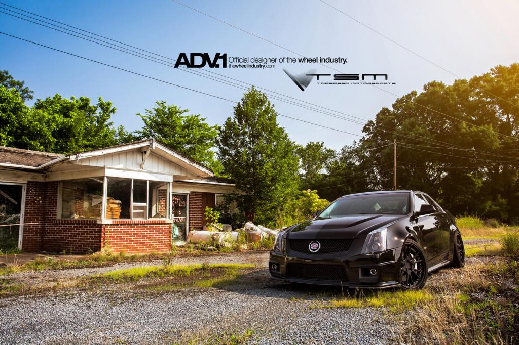 2014 Cadillac CTS-V photo