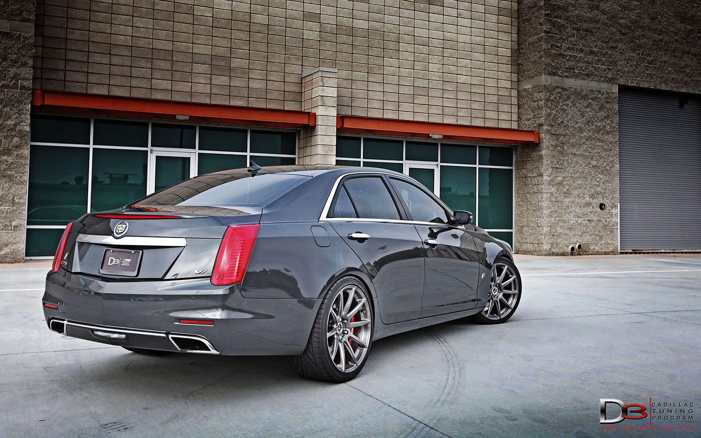 2015 Cadillac CTS-V photo