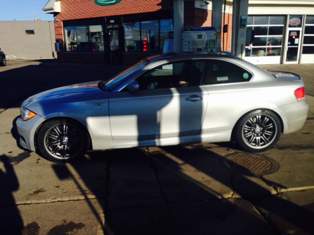 2011 BMW  135 photo