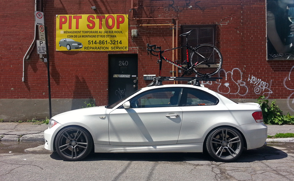2011 BMW  135 photo