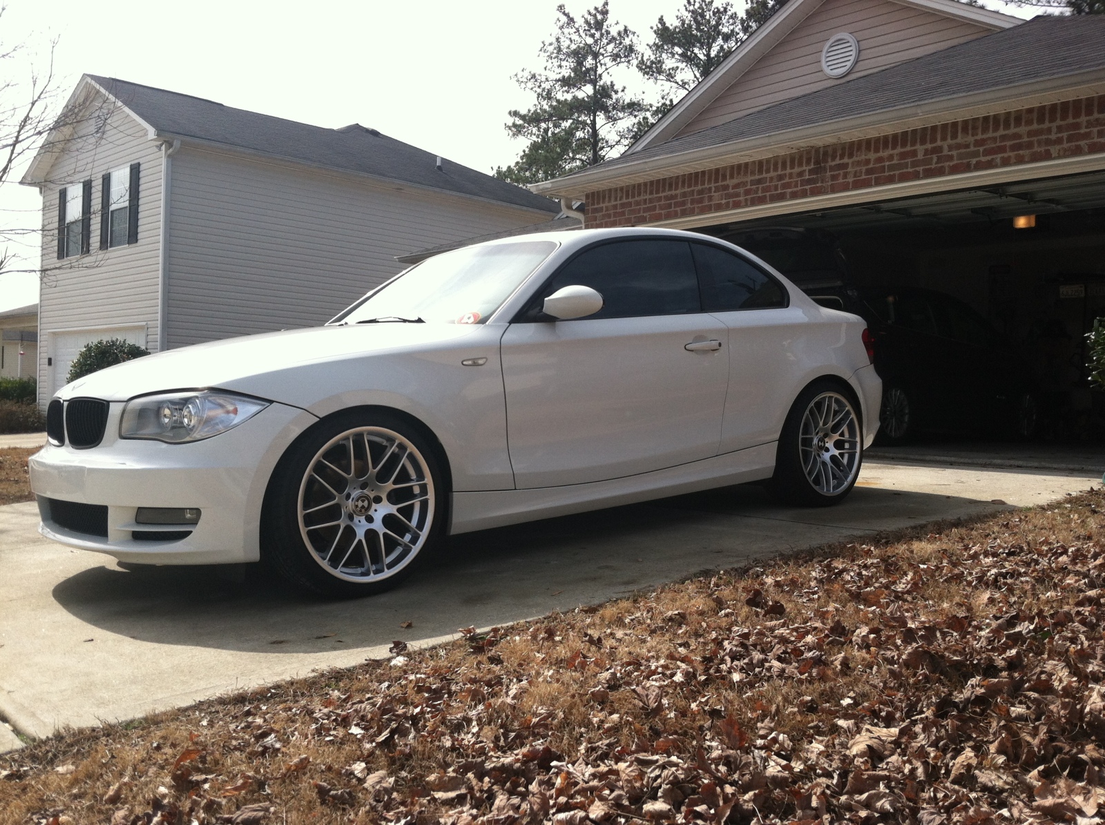 2010 BMW 128 photo