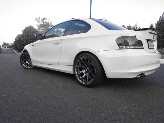 2010 BMW 128 photo