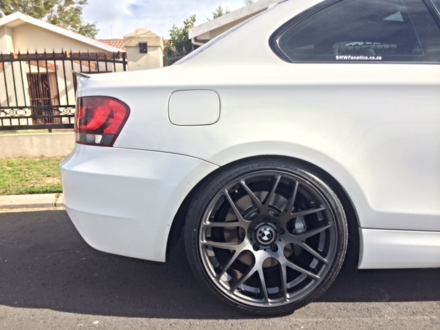 2010 BMW  135 photo