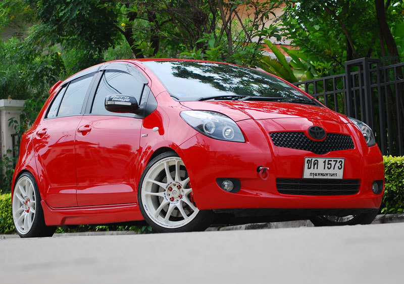 2007 Toyota Yaris photo