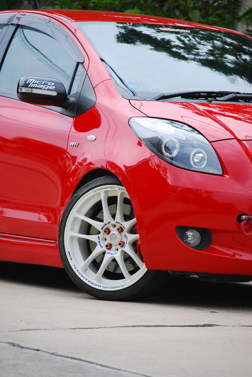 2007 Toyota Yaris photo