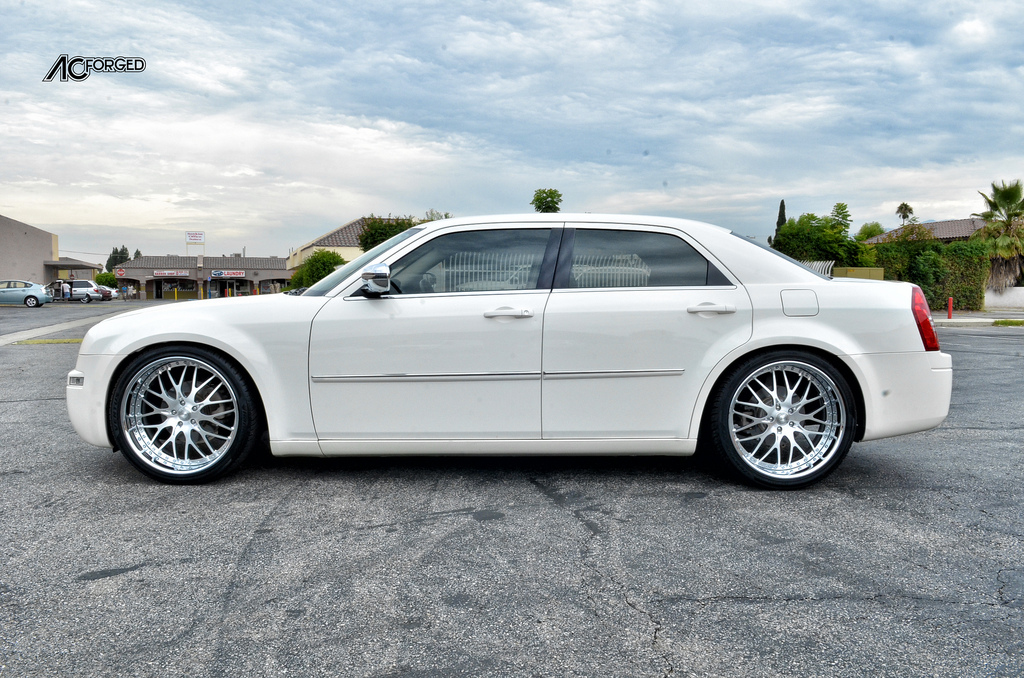 2009 Chrysler 300 photo