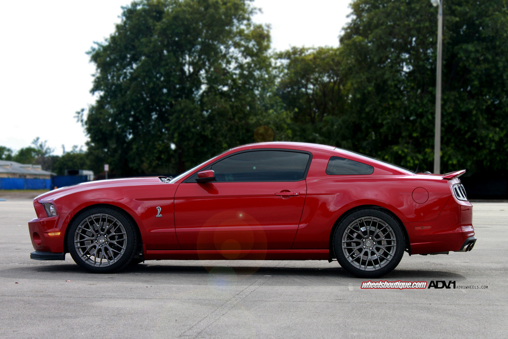2014 Ford Shelby GT500 photo