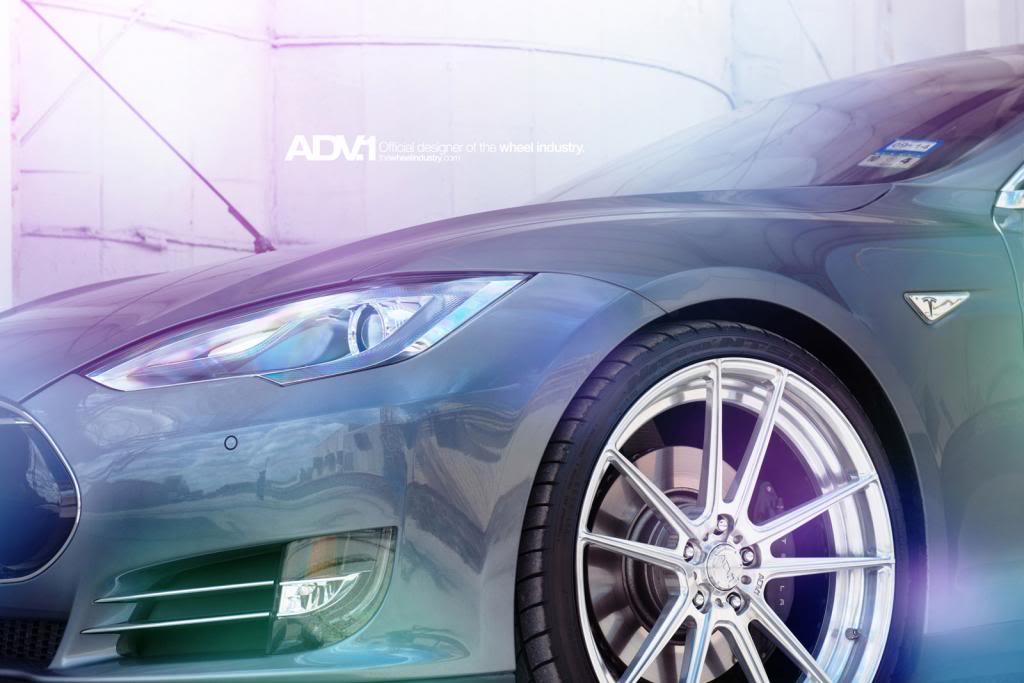 2014 Tesla Model S photo