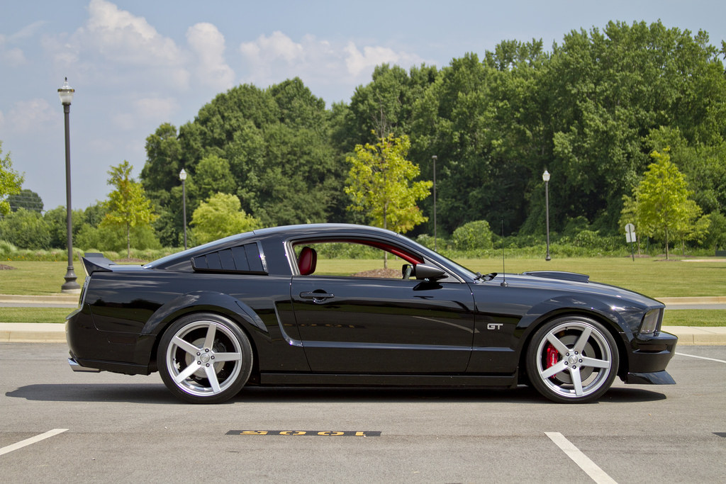 2007 Ford Mustang photo