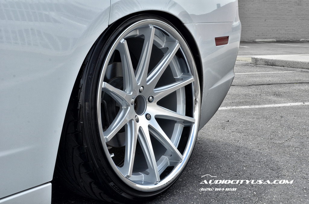 2013 Dodge Charger photo