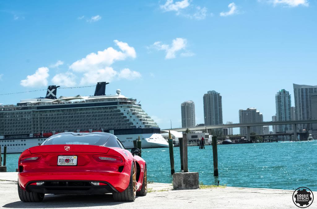 2014 Dodge SRT Viper photo