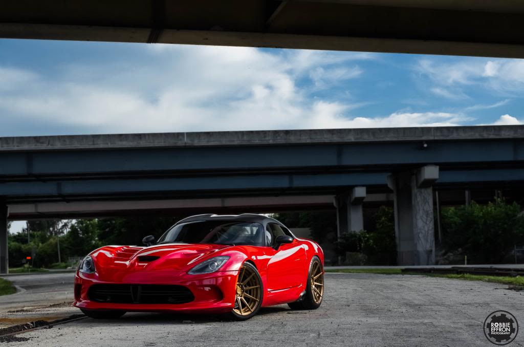 2014 Dodge SRT Viper photo