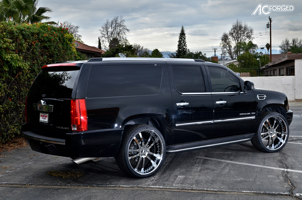 2013 Cadillac Escalade ESV photo