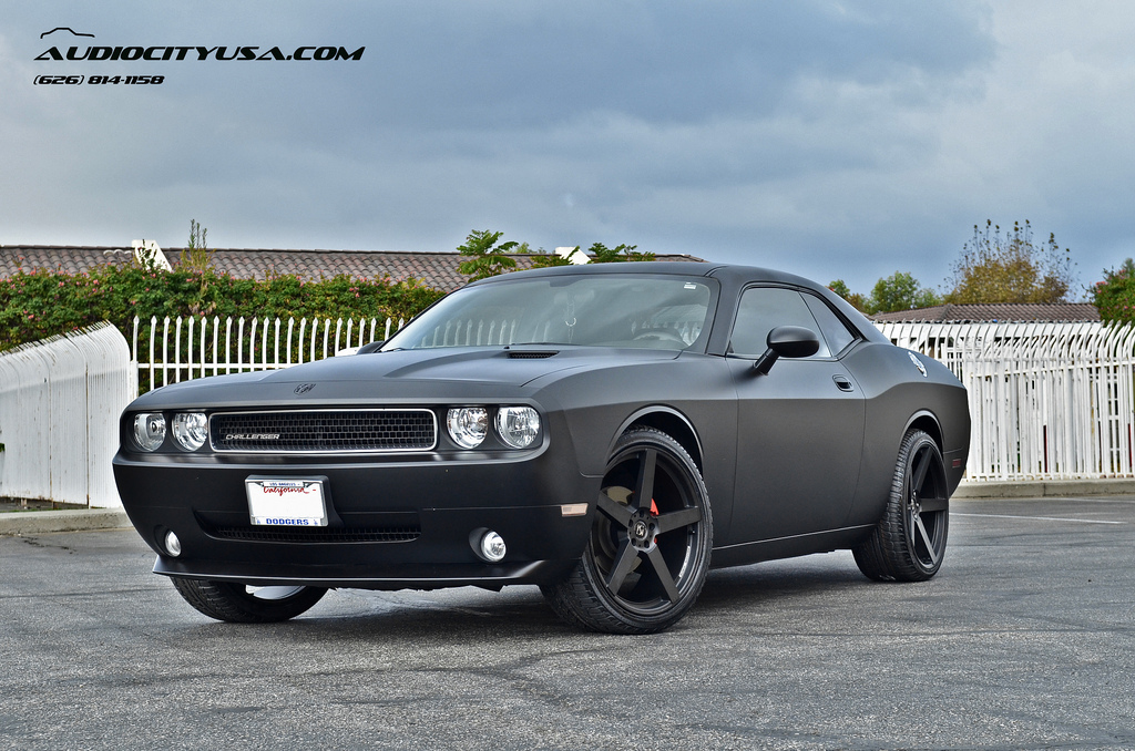 2012 Dodge Challenger photo