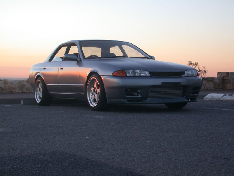 1989 Nissan R31-R34 Skyline 4dr photo