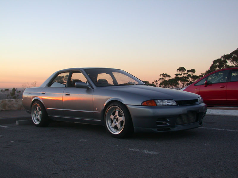 1989 Nissan R31-R34 Skyline 4dr photo