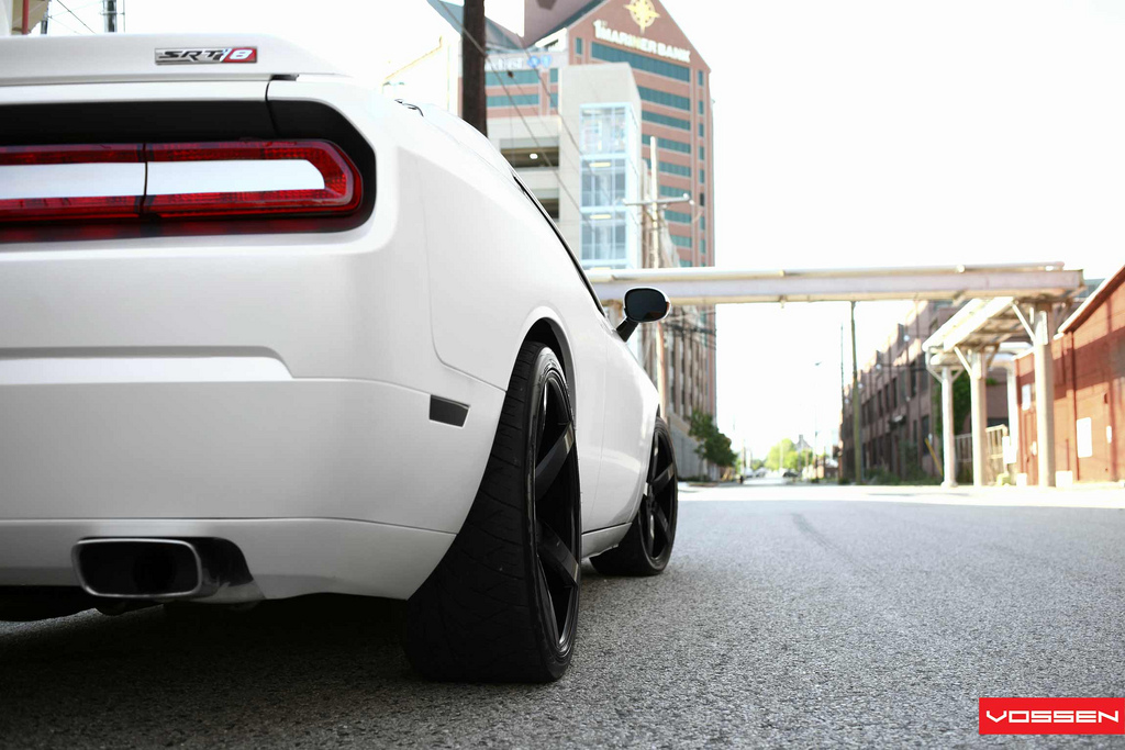 2013 Dodge Challenger photo