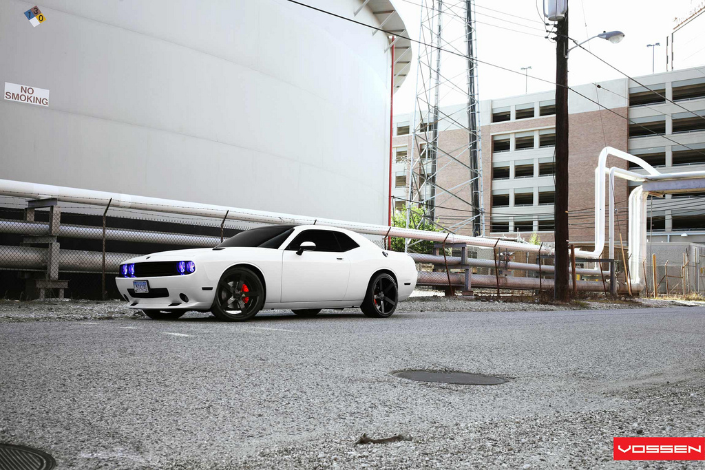 2013 Dodge Challenger photo