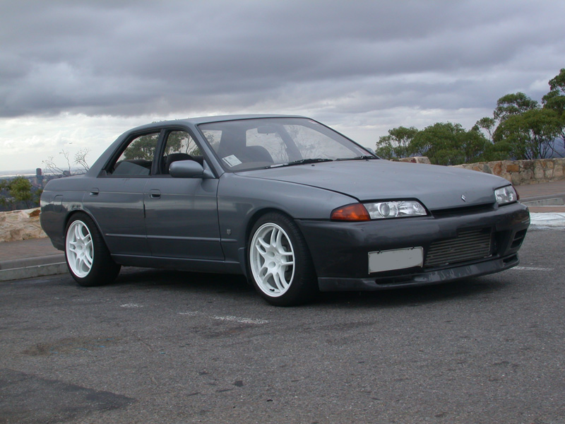 1989 Nissan R31-R34 Skyline 4dr photo
