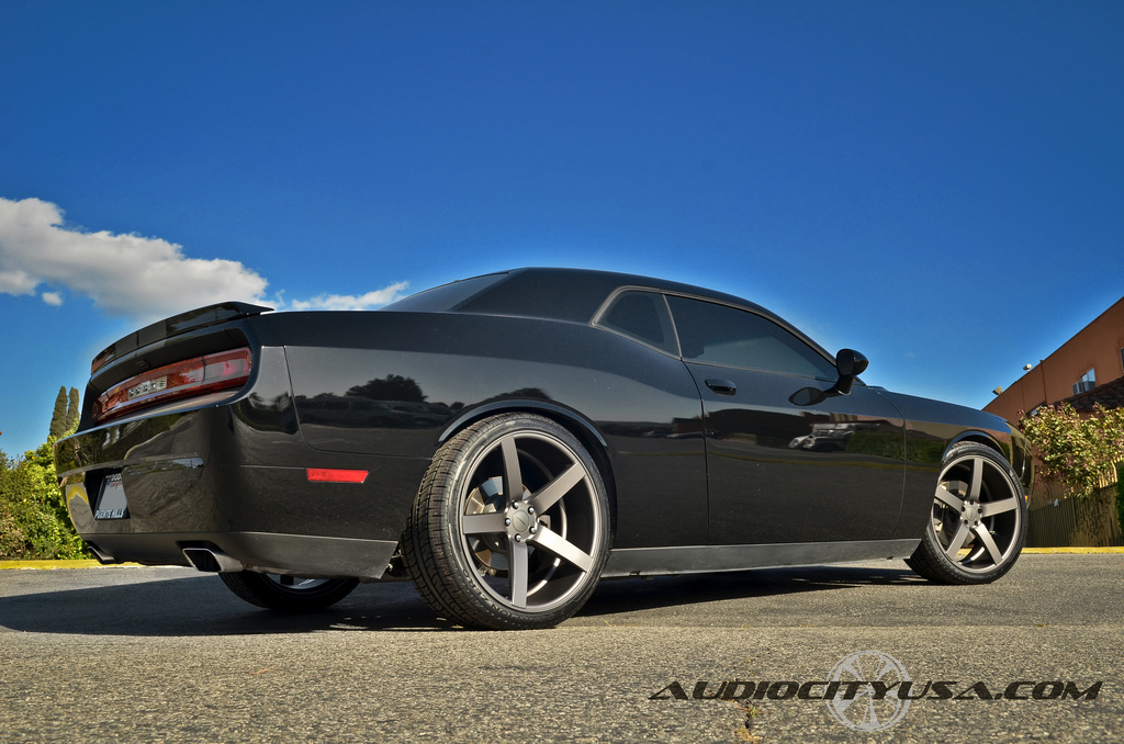 2013 Dodge Challenger photo