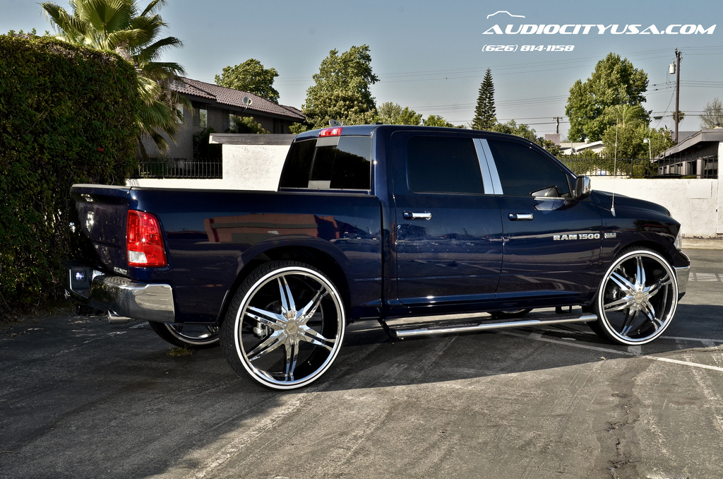 2013 RAM 1500 photo