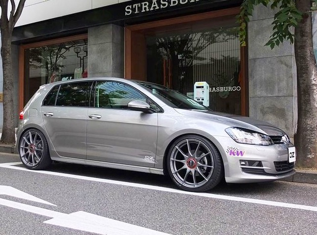 2015 Volkswagen Golf GTI photo