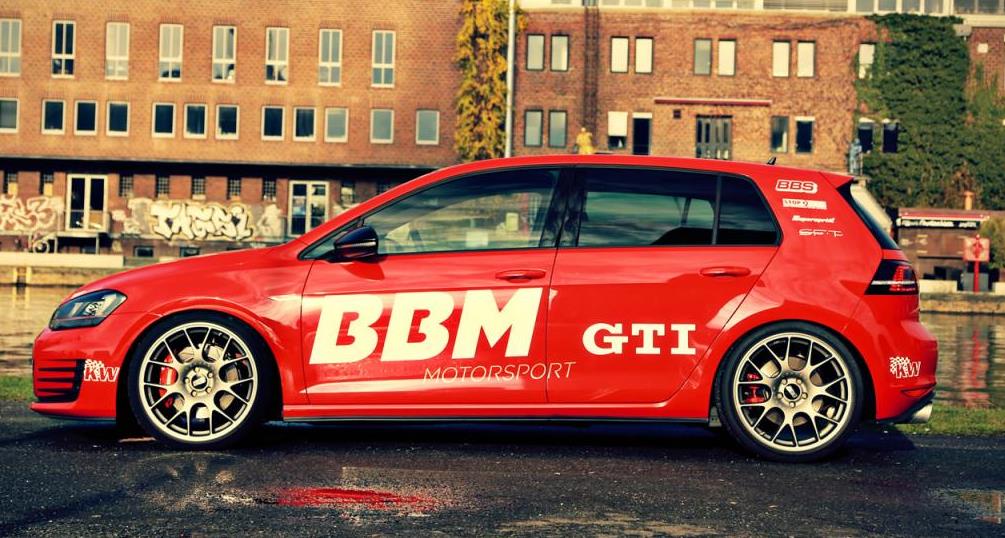2015 Volkswagen Golf GTI photo