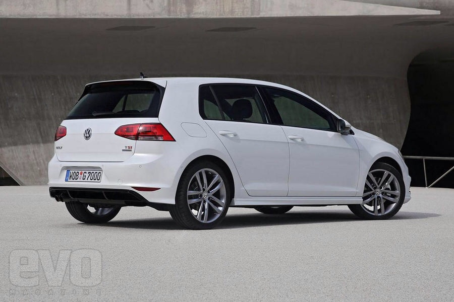 2015 Volkswagen Golf GTI photo