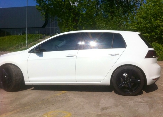 2015 Volkswagen Golf GTI photo