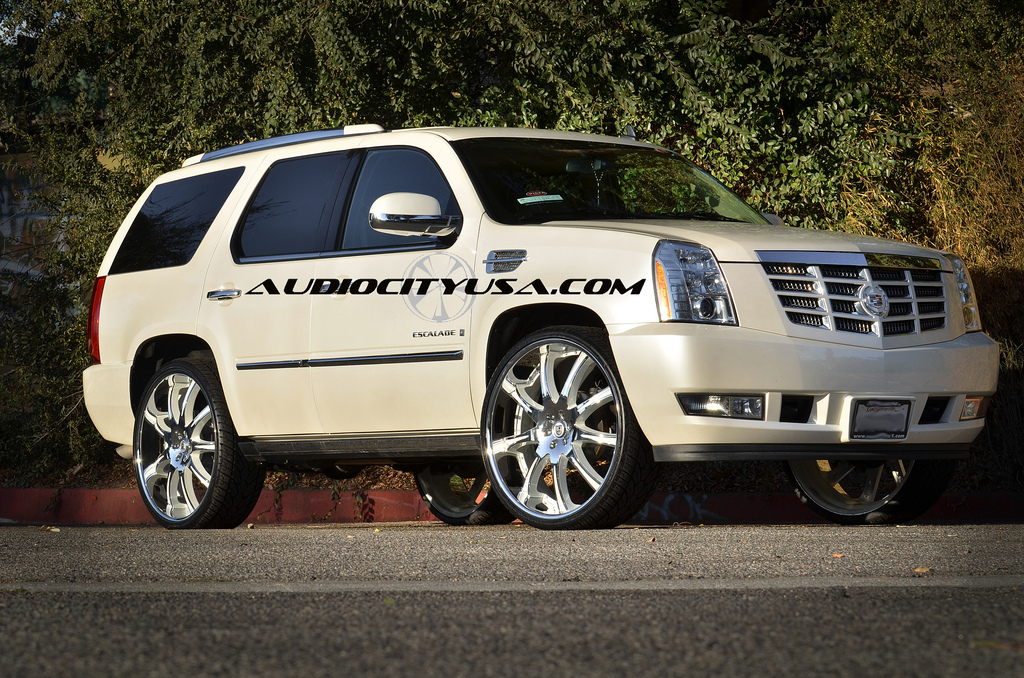 2011 Cadillac Escalade photo
