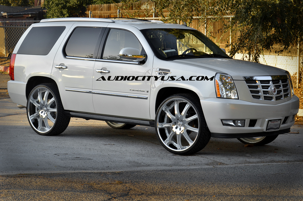 2011 Cadillac Escalade photo