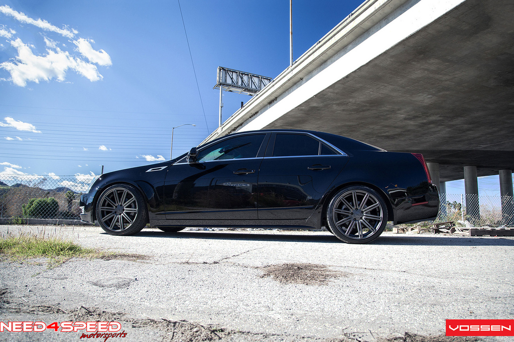 2012 Cadillac CTS photo